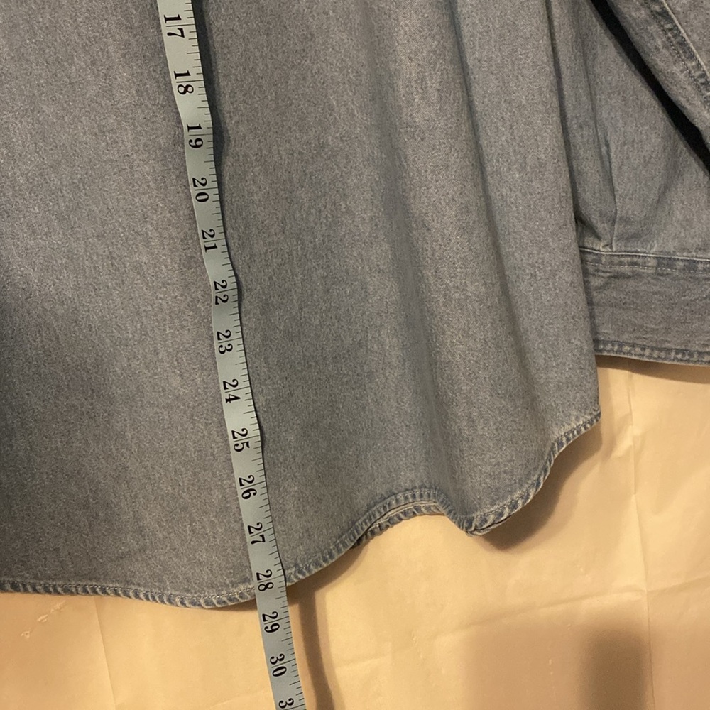 Rivers End size medium light blue denim shirt. 100% cotton - Picture 3 of 5